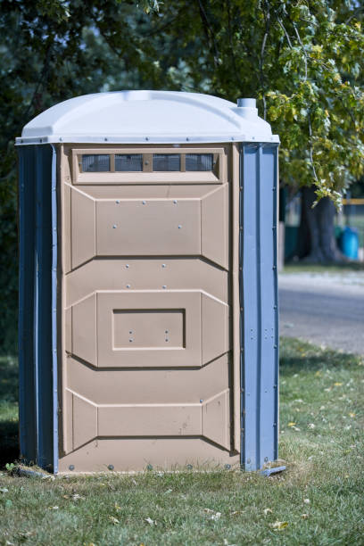 Best Portable bathroom rental  in Buchanan, NY